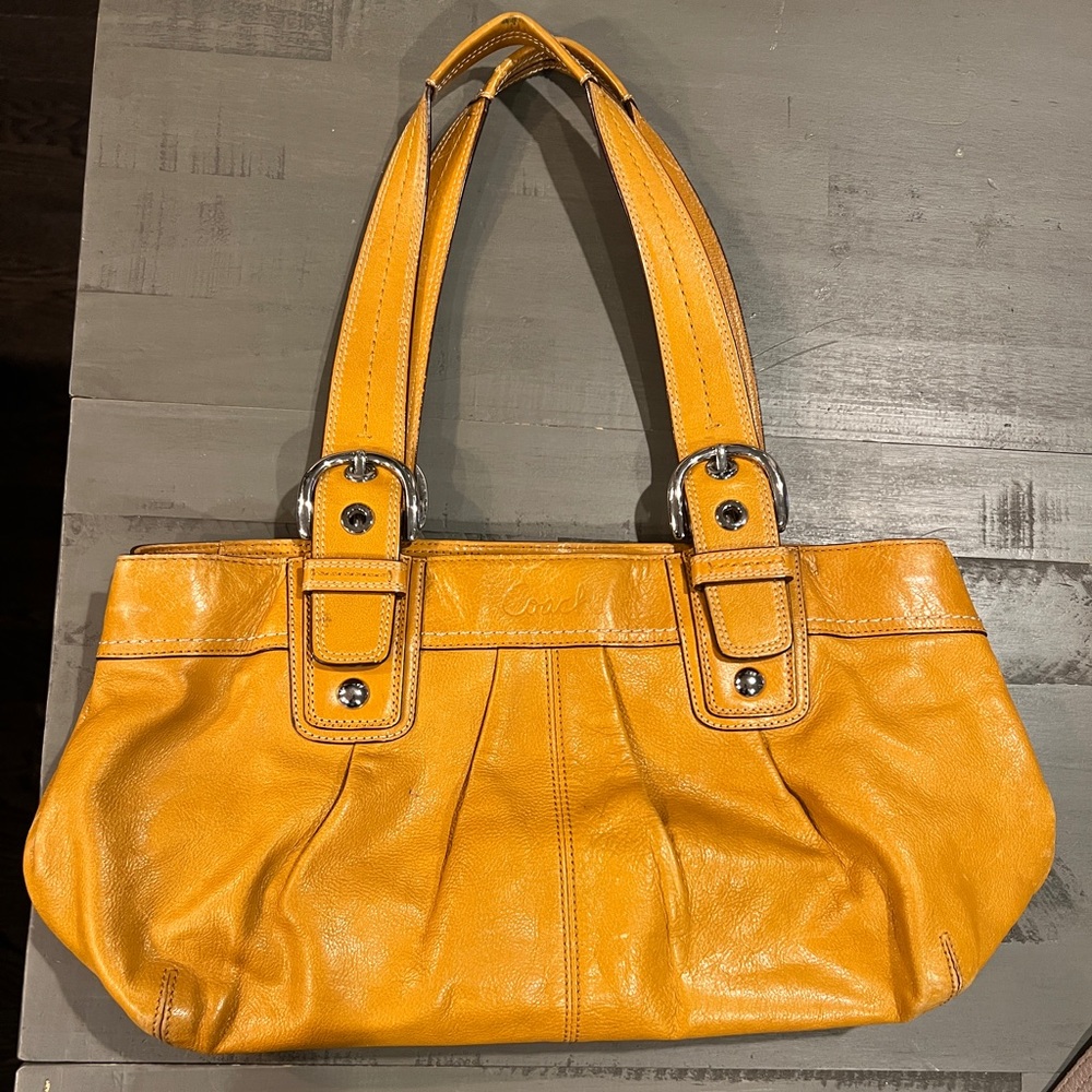Coach Soho Pleated Full Grain Leather Large Tote Bag Satchel mustard yellow